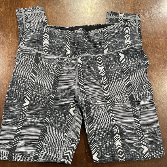 Victoria secret sports leggings - Picture 1 of 4